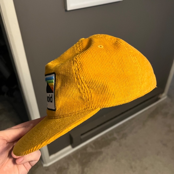 Polaroid corduroy hat - Picture 2 of 3